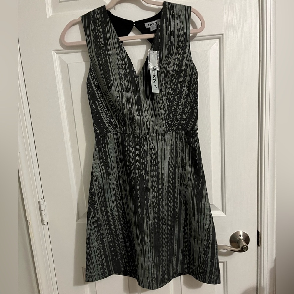DKNY Gray Mint Green Striated V Neck Fit Flare Aline Dress Open Back Size 0 NWT